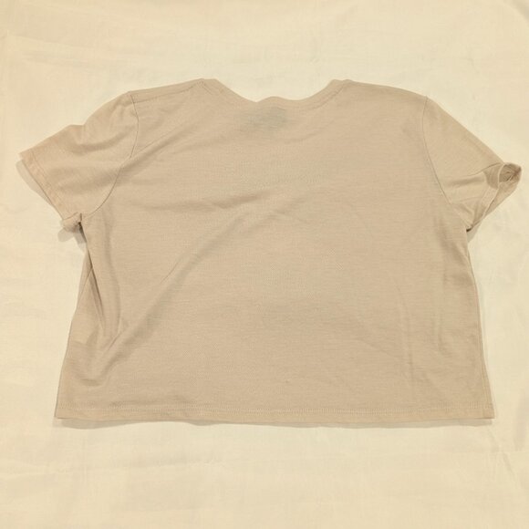 EUC Vuori "The Shine" Tee T-Shirt Short Sleeve Cropped Logo (Tan) - Picture 6 of 11